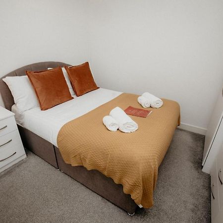 Elthorne Luxury Apartments - Uxbridge Eksteriør billede