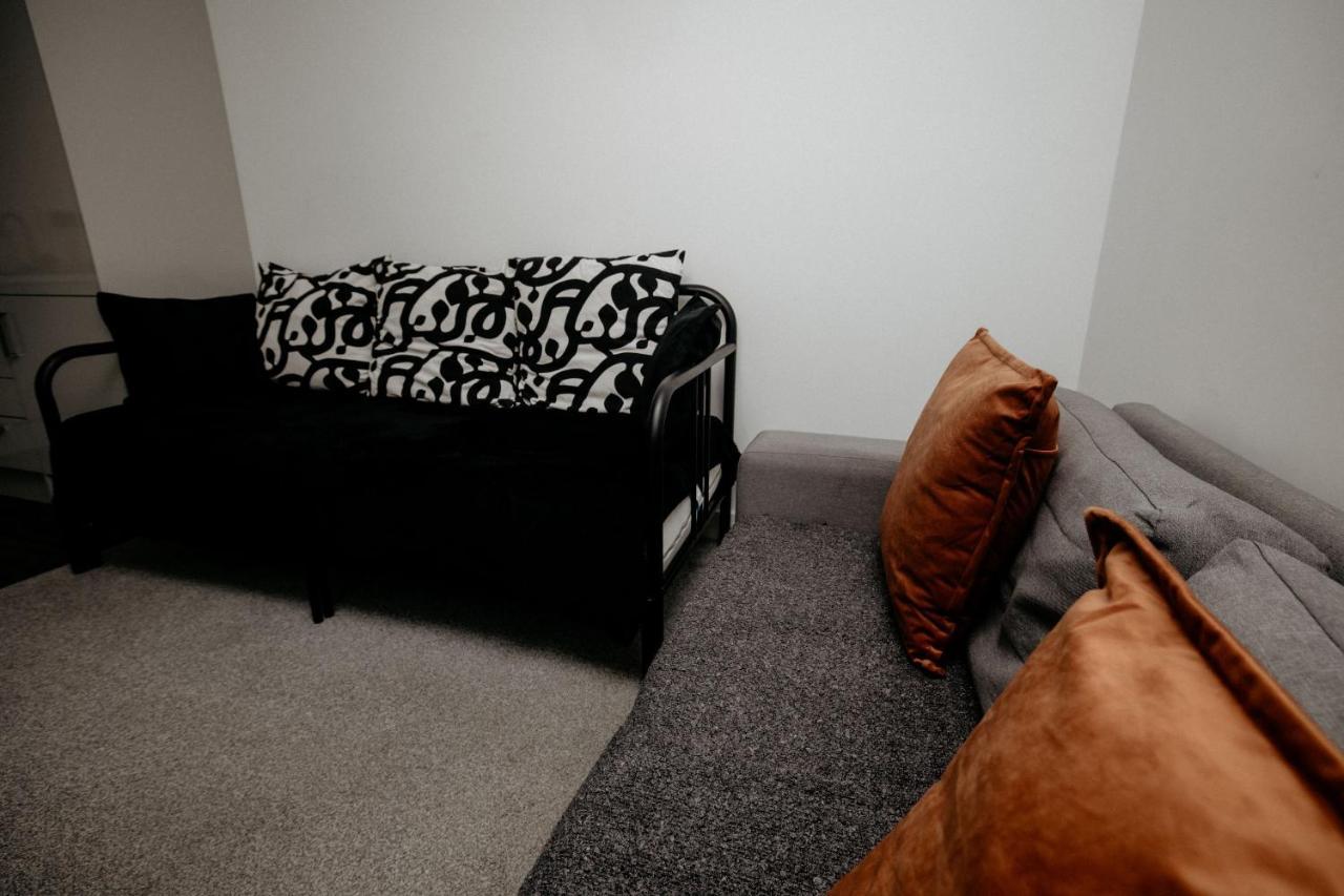 Elthorne Luxury Apartments - Uxbridge Eksteriør billede