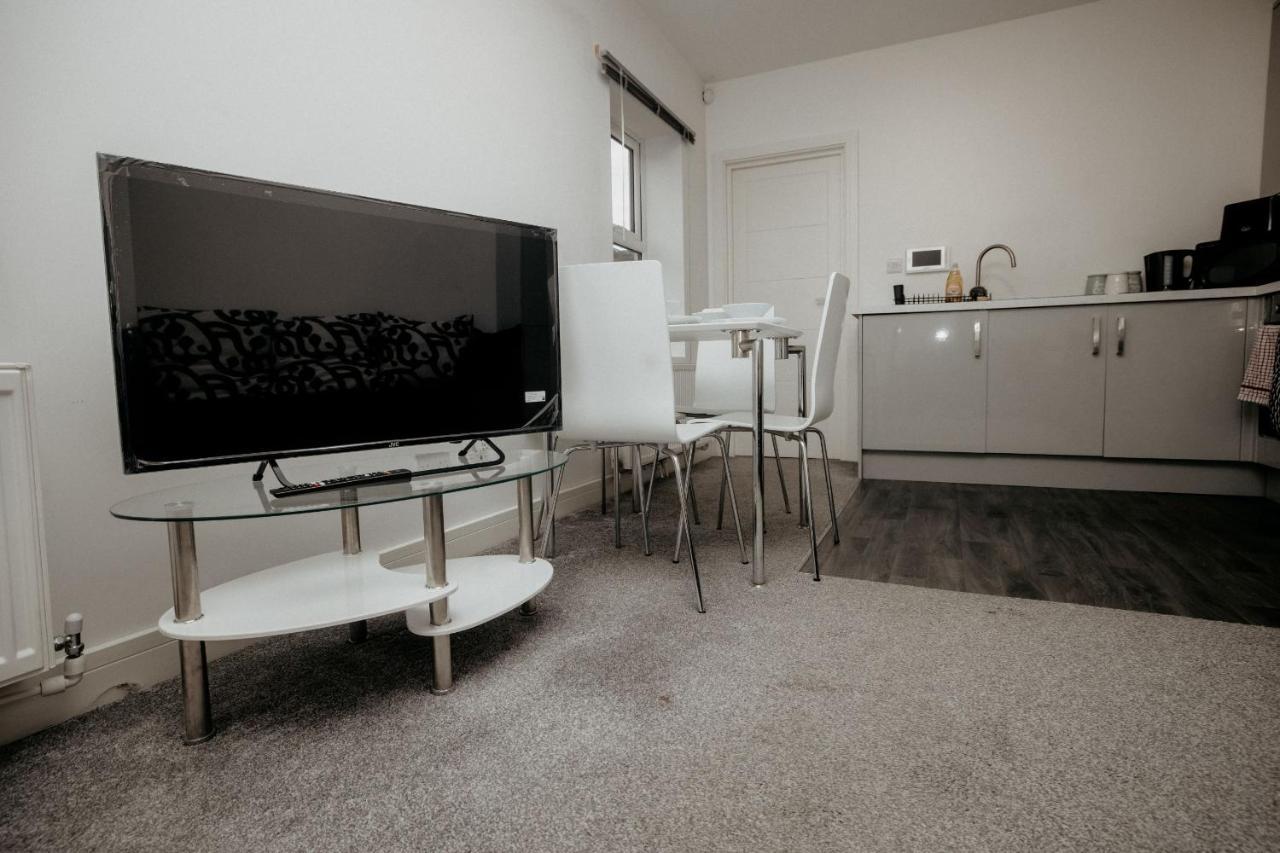 Elthorne Luxury Apartments - Uxbridge Eksteriør billede
