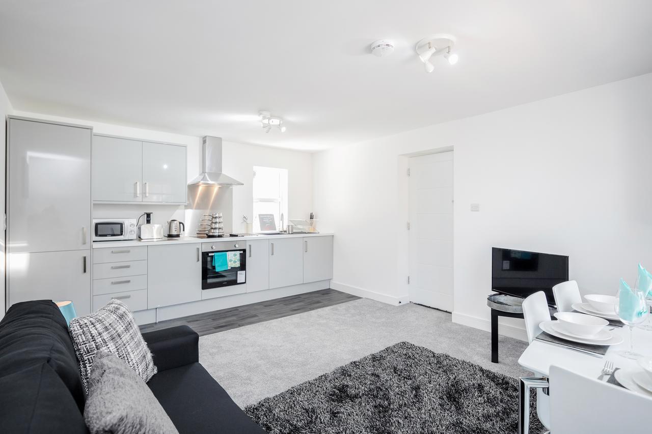 Elthorne Luxury Apartments - Uxbridge Eksteriør billede